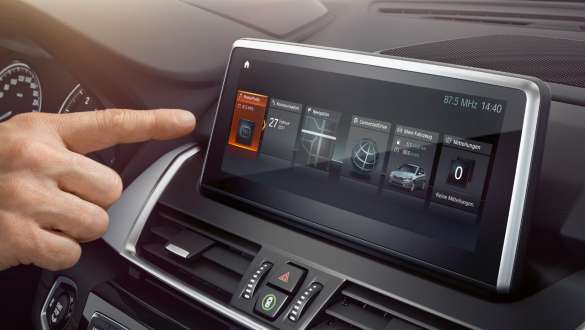 Interface tátil, BMW Série 2 Active Tourer Interface tátil, ecrã de controlos, BMW Série 2 Active Tourer, F45, 2018, interior
