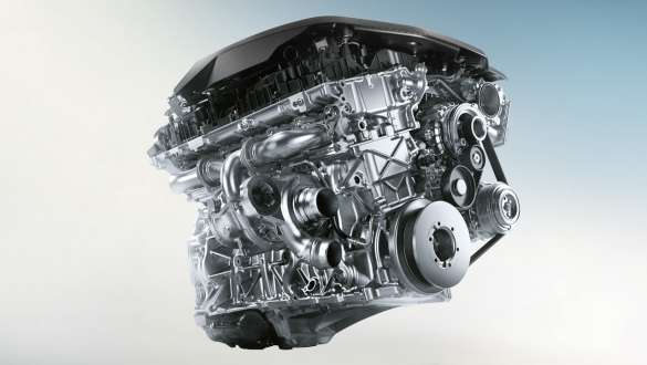 Motor BMW TwinPower Turbo a gasolina, BMW Série 2 Gran Tourer Motor BMW TwinPower Turbo de 4 cilindros a gasolina, BMW Série 2 Gran Tourer, F46, 2018