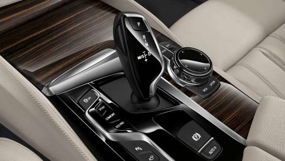 Elementos de controlo, interior, BMW Série 5 Berlina, G30 Elementos de controlo em preto brilhante, BMW Série 5 Berlina, G30, atualização, 2020, interior