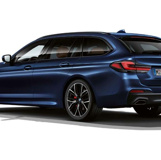 BMW Série 5 Touring, G31, 2020, Pack Desportivo M, traseira BMW Série 5 Touring 530e, G31, 2020, Pack Desportivo M, pintura azul Tanzanite II metalizada, perspetiva traseira a três quartos