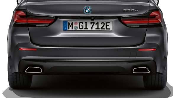 Ponteiras de escape trapezoidais, visíveis, BMW Série 5 Touring, G31 Ponteiras de escape trapezoidais, visíveis, BMW Série 5 Touring, G31, atualização, 2020, grande plano da traseira