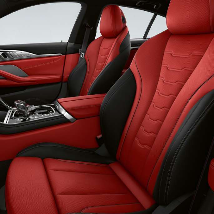Equipamento interior do Pack Desportivo M BMW Série 8 Gran Coupé, equipamento interior do Pack Desportivo M