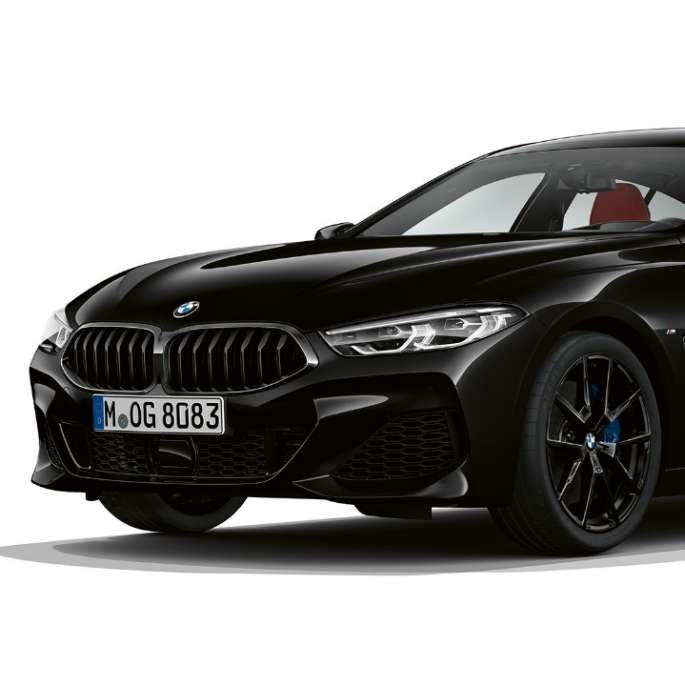 Pack Desportivo M, perspetiva frontal a três quartos BMW Série 8 Gran Coupé, Pack Desportivo M, perspetiva frontal a três quartos