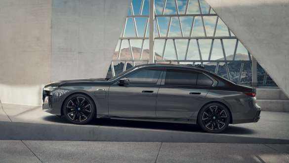 Assistente de estacionamento Professional, BMW M760e xDrive Berlina, G70 Assistente de estacionamento Professional, BMW M760e xDrive Berlina, G70