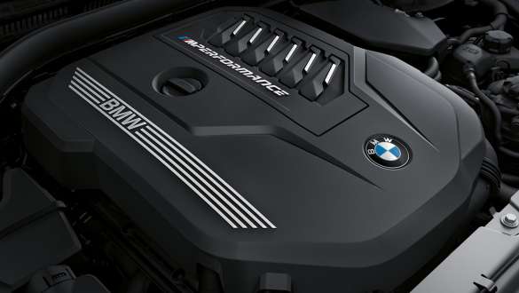 Motor BMW M TwinPower Turbo de 6 cilindros em linha a gasolina, BMW M440i xDrive Cabrio, G23, 2020 Motor BMW M TwinPower Turbo de 6 cilindros em linha a gasolina, BMW M440i xDrive Cabrio, G23, 2020, grande plano, cobertura do motor
