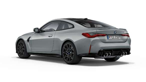 Suspensão específica M, BMW M4 Coupé, G82, 2020 BMW M4 Coupé, G82, 2020, suspensão específica M, vista traseira a três quartos