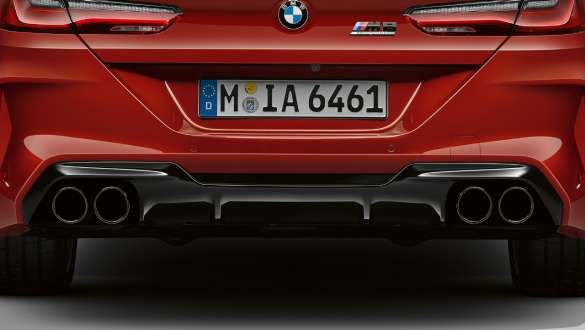 Sistema de escape desportivo M. BMW M8 Competition Cabrio com sistema de escape desportivo M.