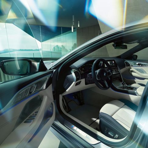 BMW M850i xDrive Gran Coupé, posto de condução BMW M850i xDrive Gran Coupé, design, posto de condução