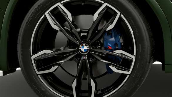 Travões desportivos M, BMW X3 M40i e BMW X3 M40d, G01, LCI, atualização, 2021 BMW X3 M40i e BMW X3 M40d, G01, LCI, atualização, 2021, verde Malachite metalizada, travões desportivos M, grande plano, jante