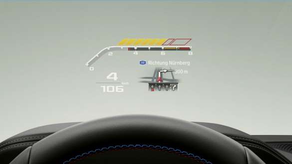 BMW X6, versão M com BMW Head-Up Display específico M, F96 Head-Up Display específico M do BMW X6, versão M, F96, 2020, SUV, interior