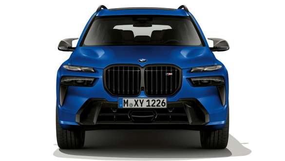 BMW X7 M60i xDrive, G07, LCI, pintura azul Frozen Marina Bay, perspetiva dianteira, parado BMW X7 M60i xDrive, G07, LCI, pintura azul Frozen Marina Bay, perspetiva dianteira, parado
