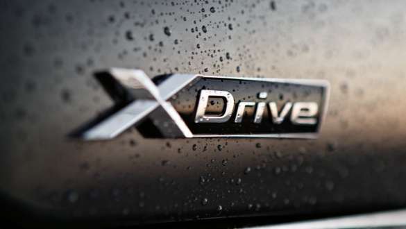 Sistema de tração integral inteligente BMW xDrive BMW X6 com sistema de tração integral BMW xDrive.