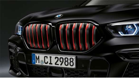 Grelha dupla BMW em forma de rim em vermelho Chili, BMW X6 Edition em preto Vermilion, G06, 2021 Grelha dupla BMW em forma de rim em vermelho Chili, BMW X6 Edition em preto Vermilion, G06, 2021
