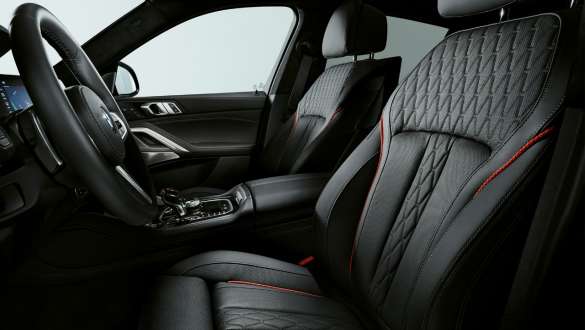 Pele integral Merino BMW Individual em preto com costuras decorativas em vermelho, BMW X6 Edition em preto Vermilion, G06, 2021 Pele integral Merino BMW Individual em preto com costuras decorativas em vermelho, BMW X6 Edition em preto Vermilion, G06, 2021