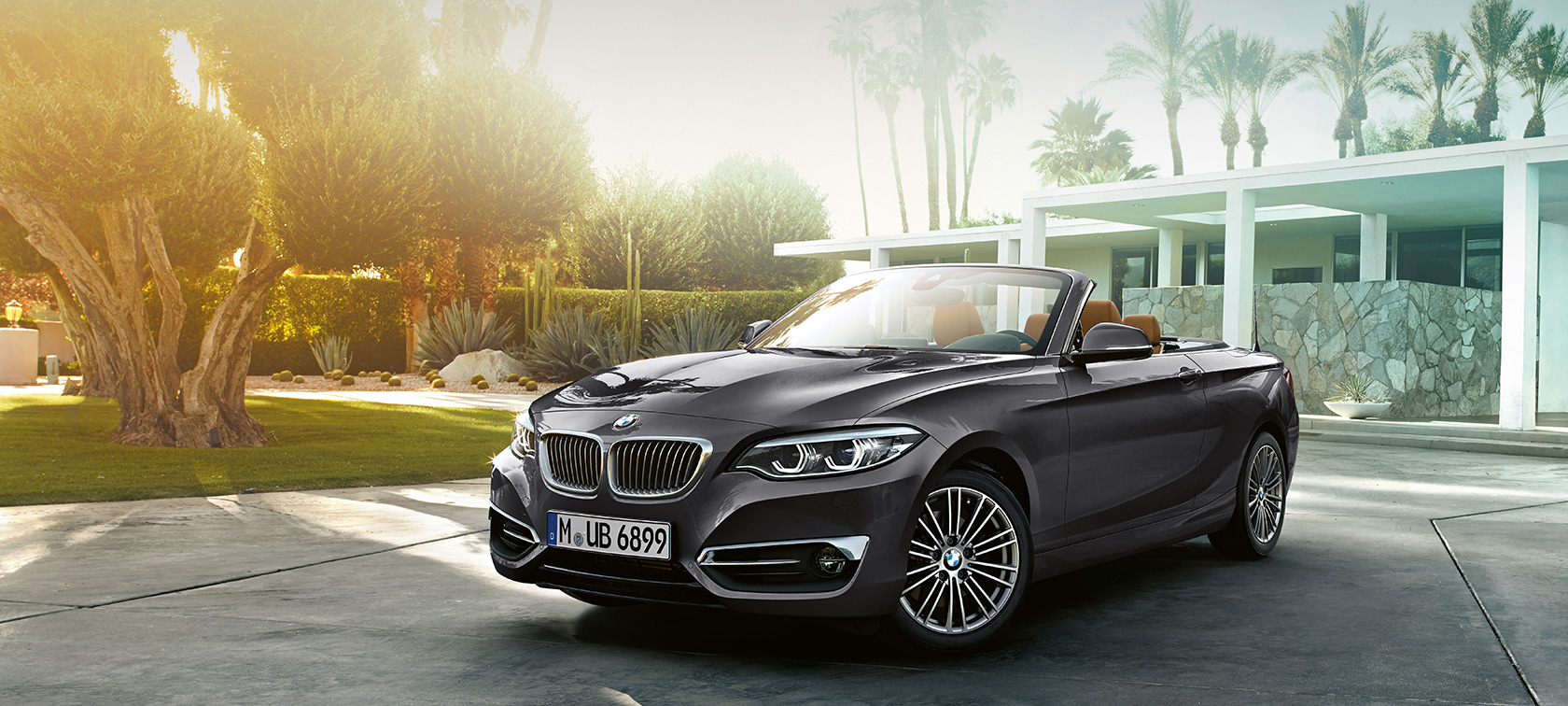 BMW Série 2 Cabrio, perspetiva frontal a três quartos BMW Série 2 Cabrio, perspetiva frontal a três quartos