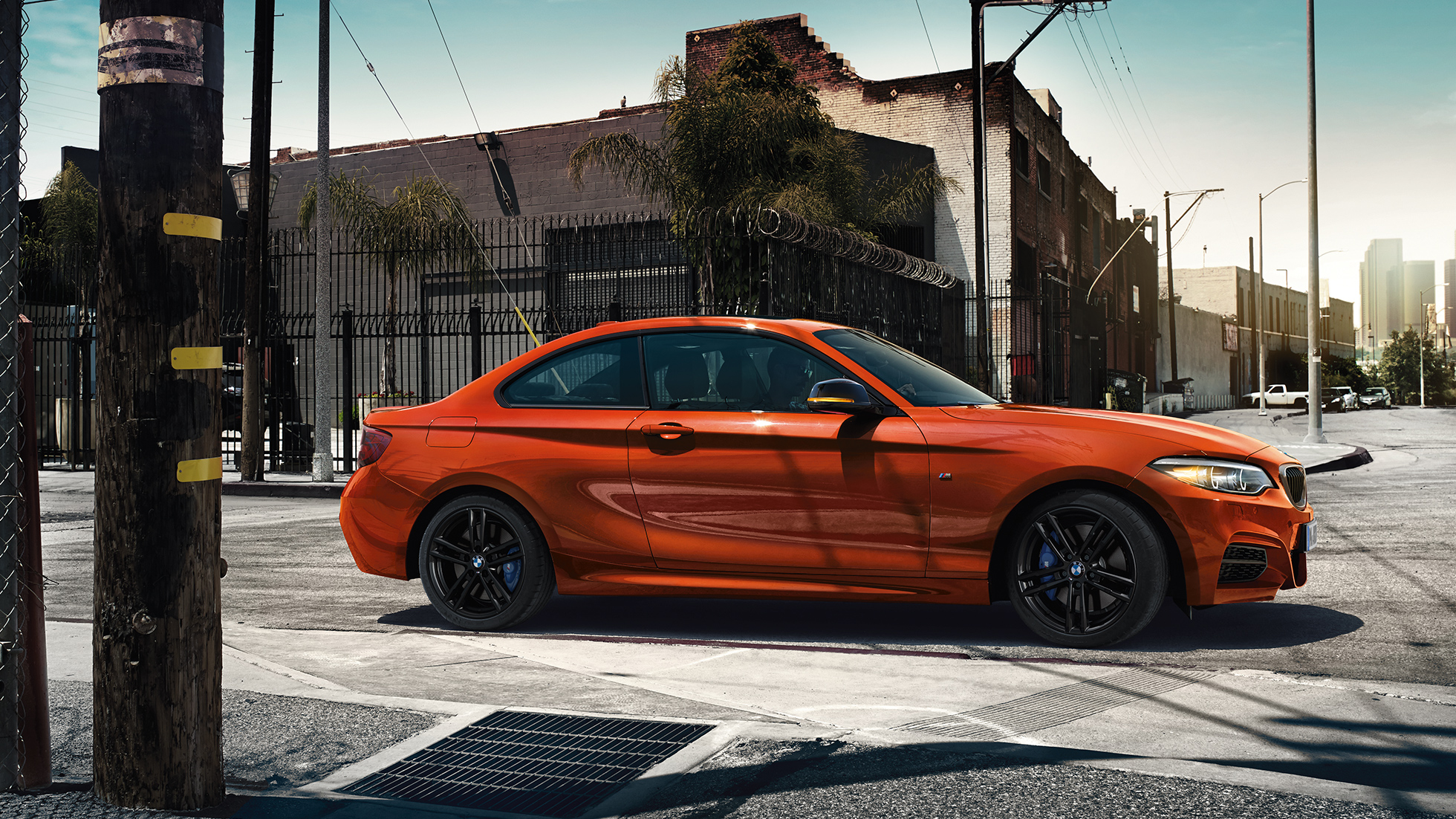 BMW Série 2 Coupé, perspetiva lateral BMW Série 2 Coupé, perspetiva lateral