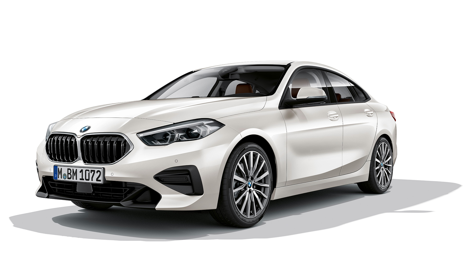 Grelha BMW em forma de rim, BMW Série 2 Gran Coupé, Versão Advantage Grelha BMW em forma de rim, BMW Série 2 Gran Coupé, Versão Advantage, pintura branco Mineral, F44, perspetiva frontal a três quartos