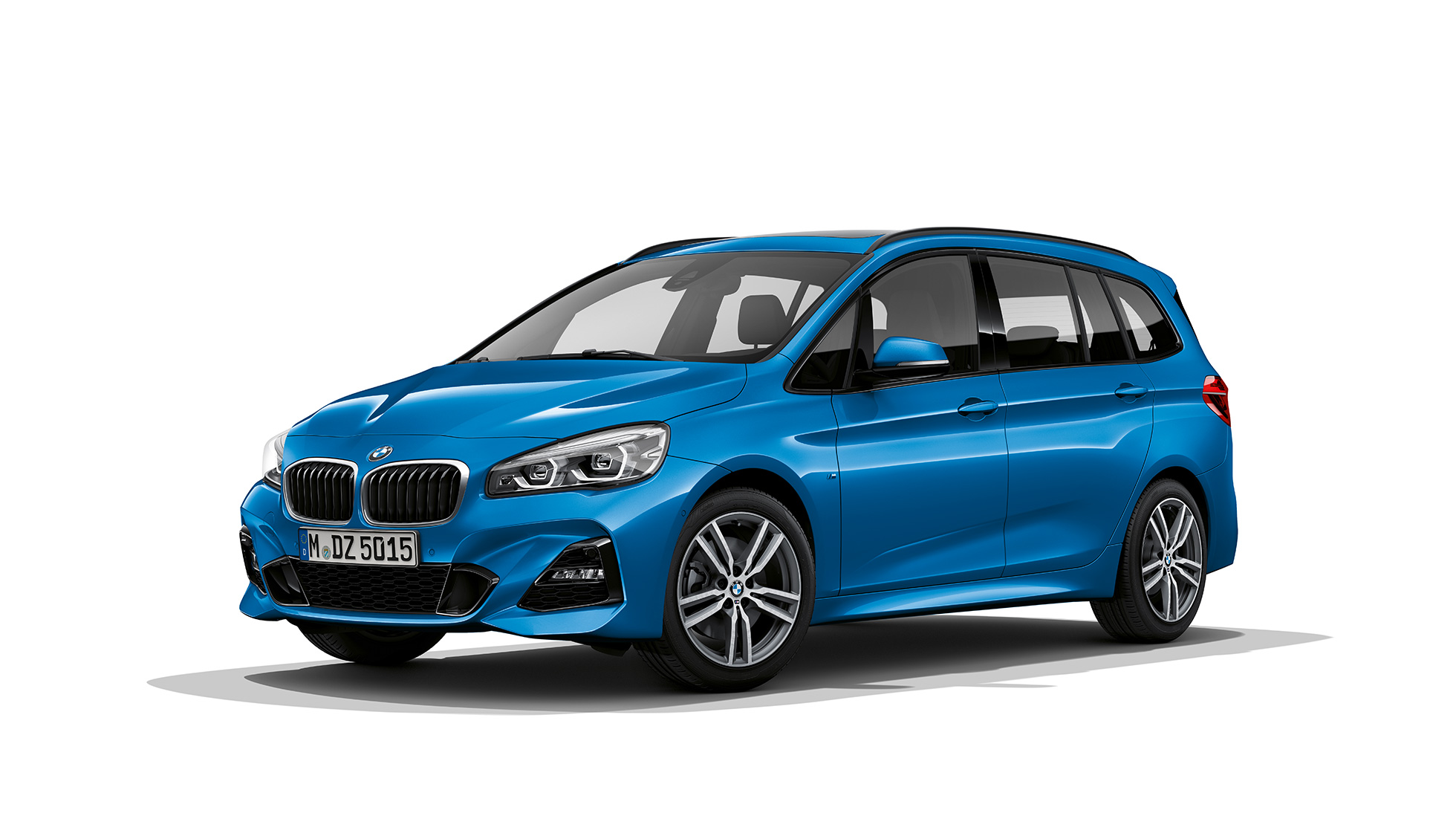 BMW Série 2 Gran Tourer, BMW 220d xDrive Versão Desportiva M, F46, azul Estoril metalizado, perspetiva frontal a três quartos