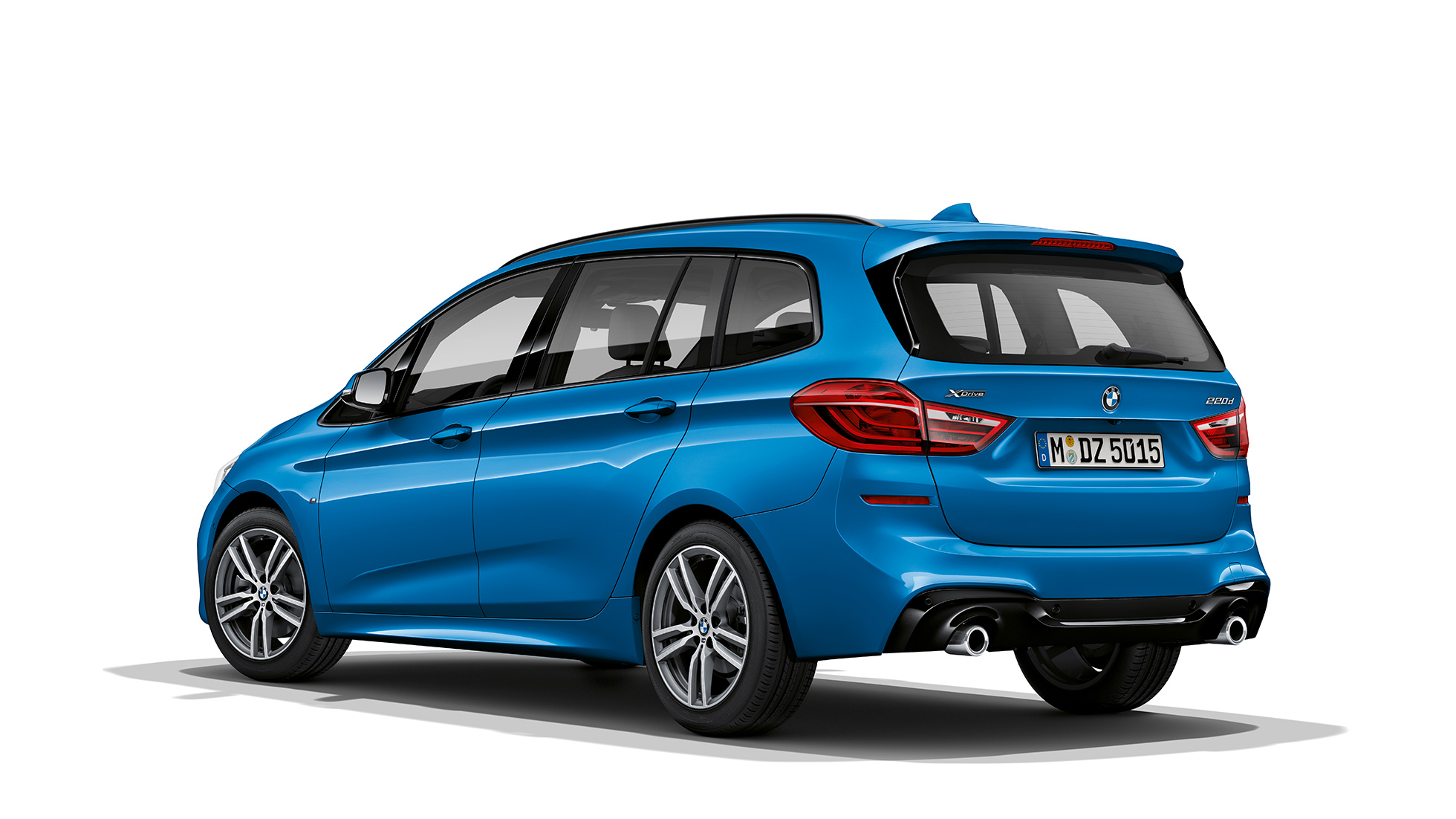 BMW Série 2 Gran Tourer, BMW 220d xDrive Versão Desportiva M, F46, 2018, azul Estoril metalizado, perspetiva traseira a três quartos 