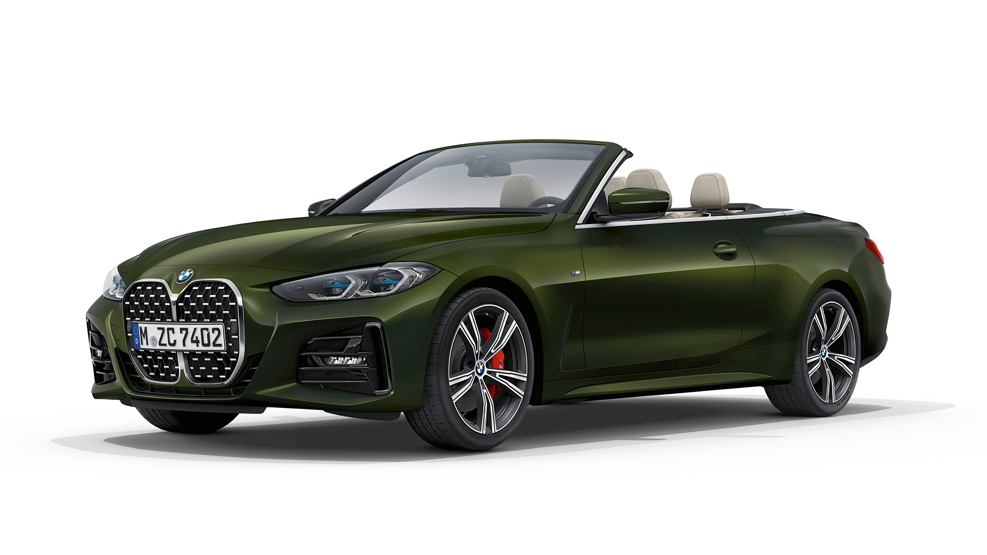 Perspetiva frontal a três quartos do BMW Série 4 Cabrio, Versão Desportiva M, G23, 2020 BMW Série 4 Cabrio, G23, 2020, Versão Desportiva M, pintura Bluestone metalizada, perspetiva frontal a três quartos