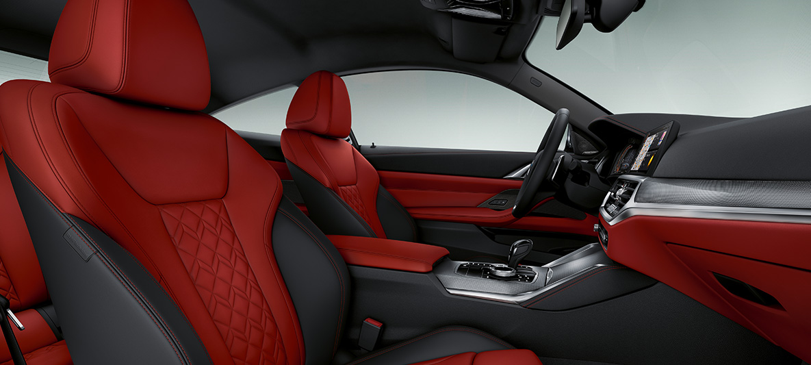 Pele integral Merino BMW Individual em vermelho Fiona/preto, BMW Série 4 Coupé, G22, 2020, interior Pele integral Merino BMW Individual com elementos adicionais em vermelho Fiona/preto, BMW Série 4 Coupé, G22, 2020, interior