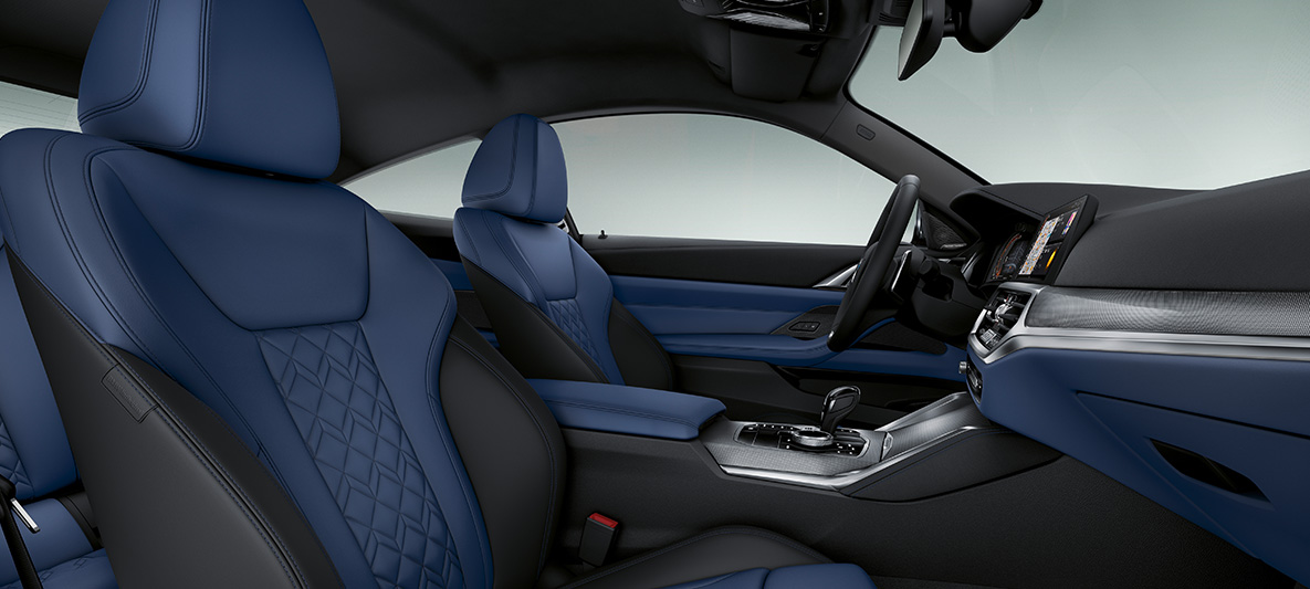 Pele integral Merino BMW Individual em azul Fjord/preto, BMW Série 4 Coupé, G22, 2020, interior Pele integral Merino BMW Individual com elementos adicionais em azul Fjord/preto, BMW Série 4 Coupé, G22, 2020, interior