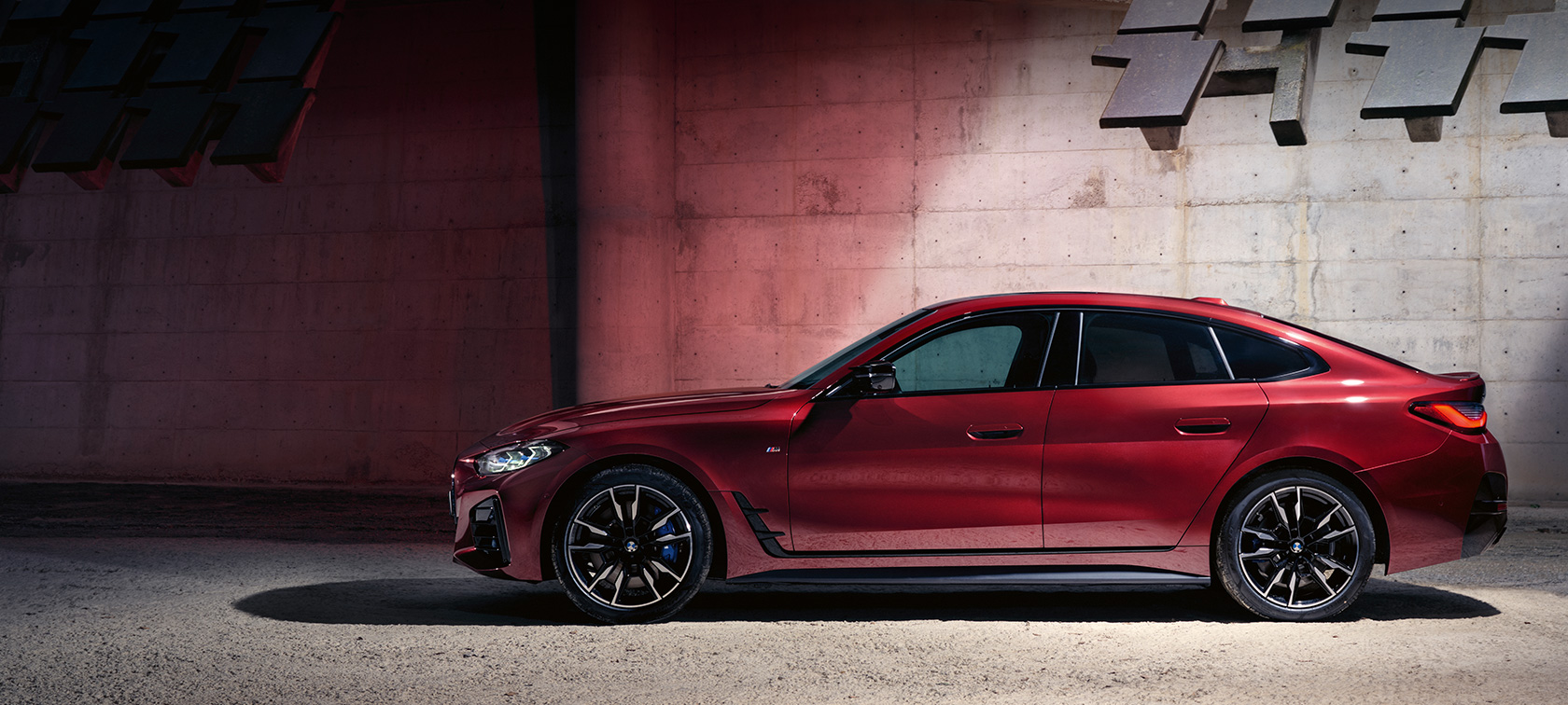 BMW Série 4 Gran Coupé, G26, 2021 BMW Série 4 Gran Coupé, G26, pintura vermelho Aventurine BMW Individual metalizada