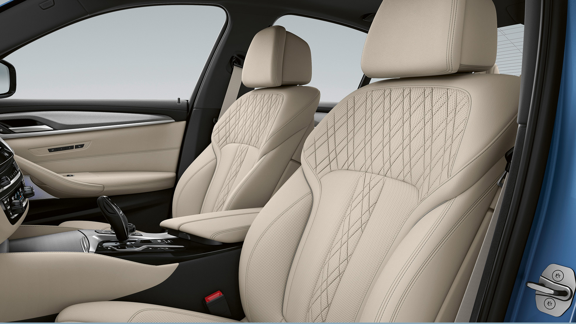 Estofos, BMW Série 5 Berlina híbrido plug-in, G30, Pack Desportivo M Estofos em pele Dakota em preto com costuras contrastantes em azul, BMW Série 5 Berlina 520d xDrive, G30, 2020, Pack Desportivo M, interior