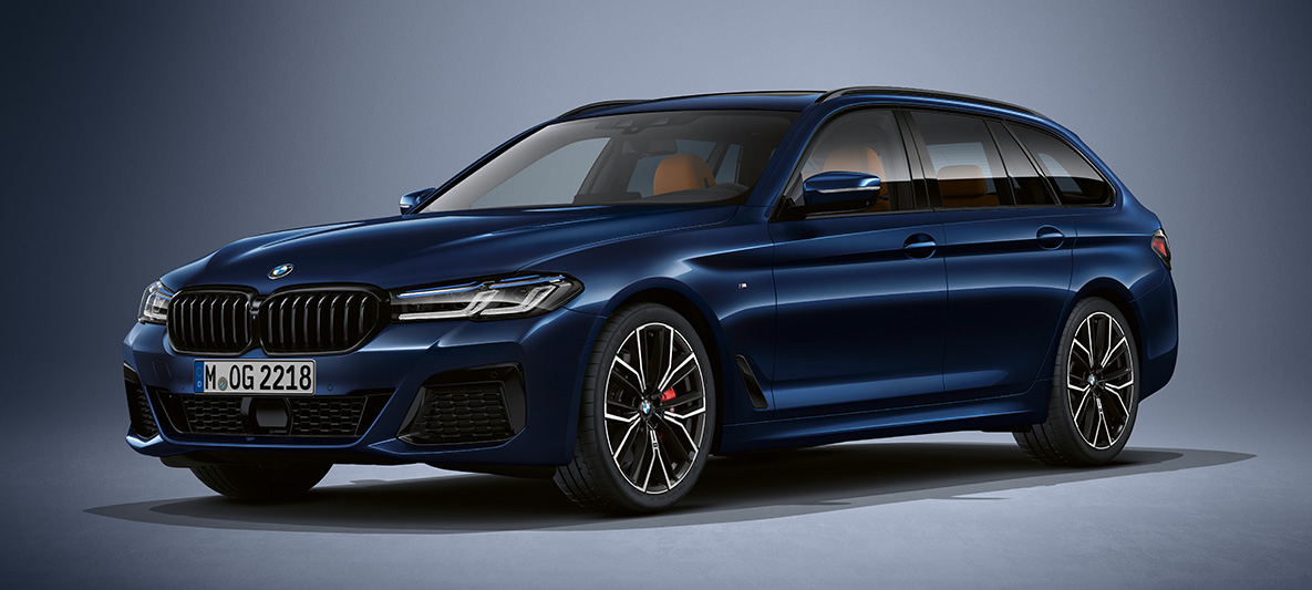 Pintura BMW Individual, BMW Série 5 Touring, G31 BMW Série 5 Touring, BMW Individual, G31, atualização, 2020, parado, perspetiva frontal a três quartos