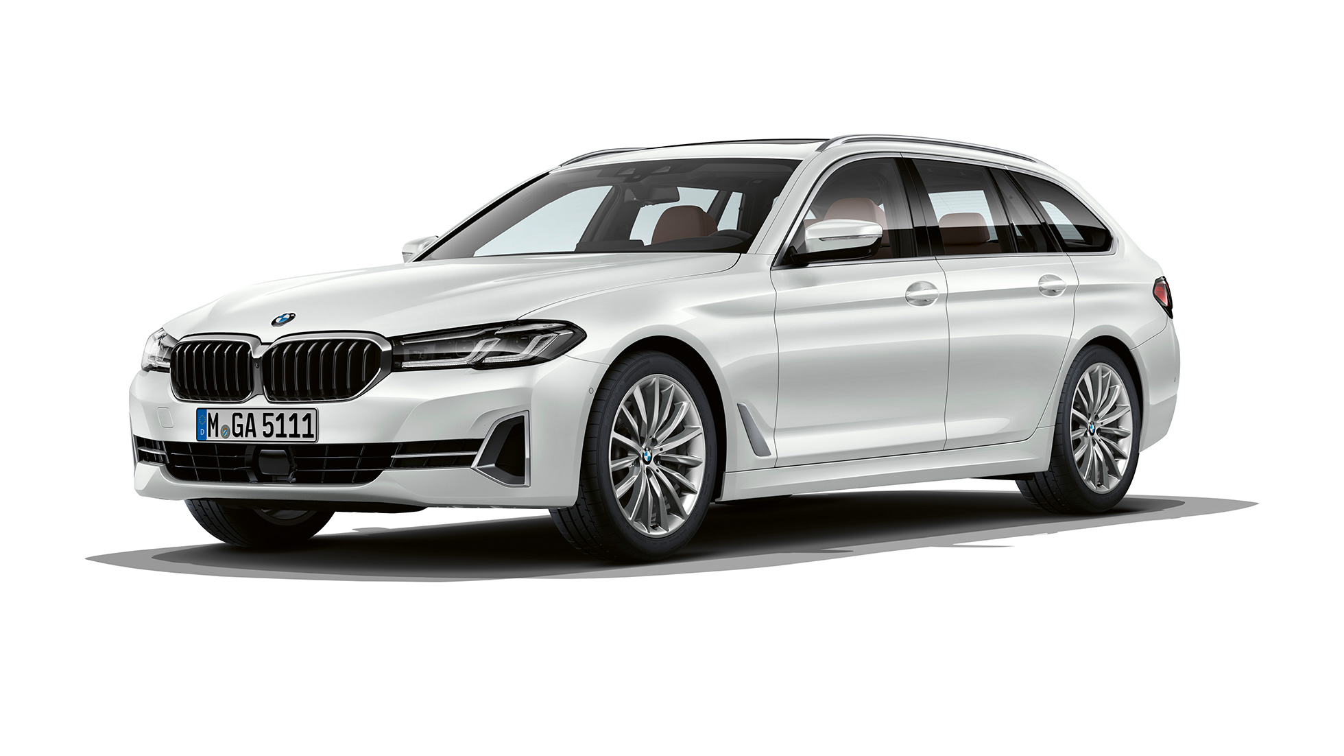 BMW Série 5 Touring, G31, Versão Luxury Line, dianteira BMW Série 5 Touring 530i, G31, 2020, Versão Luxury Line, pintura branco Mineral, perspetiva frontal a três quartos