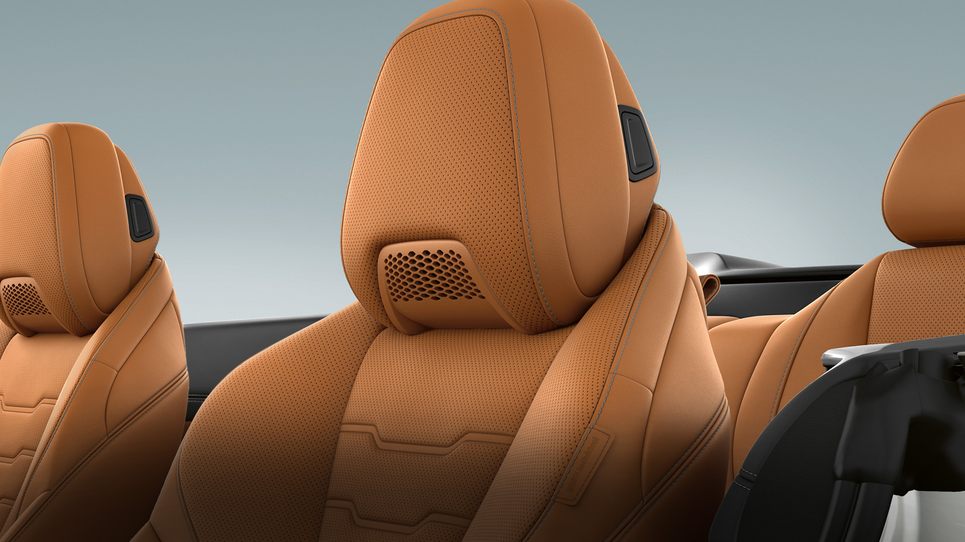 BMW M850i xDrive, bancos multifuncionais com sistema de aquecimento do pescoço, pele Merino em Cognac. BMW M850i xDrive, bancos multifuncionais com sistema de aquecimento do pescoço, pele Merino em Cognac.
