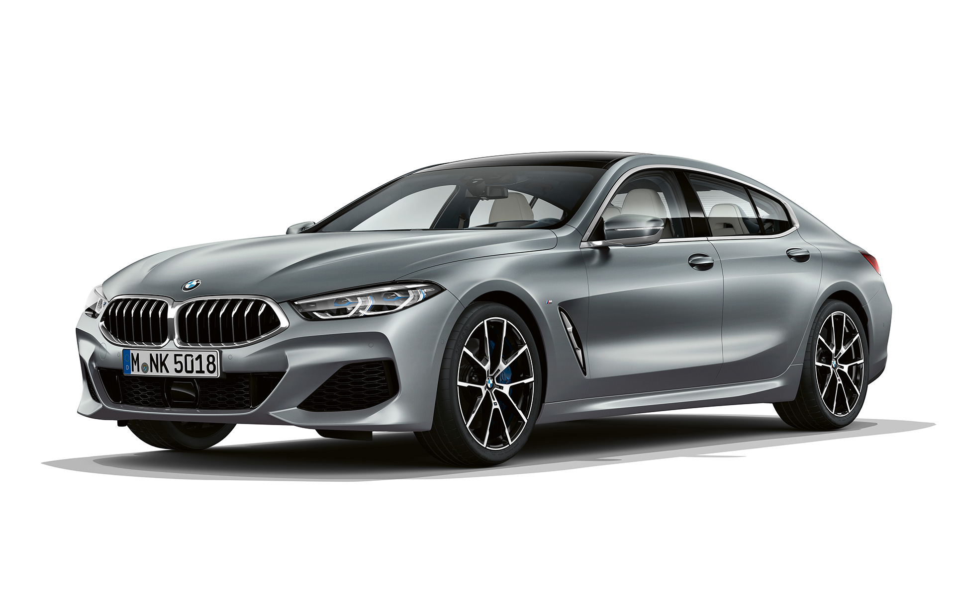 Frozen Temptation, perspetiva frontal a três quartos BMW Série 8 Gran Coupé, Frozen Temptation, perspetiva frontal a três quartos