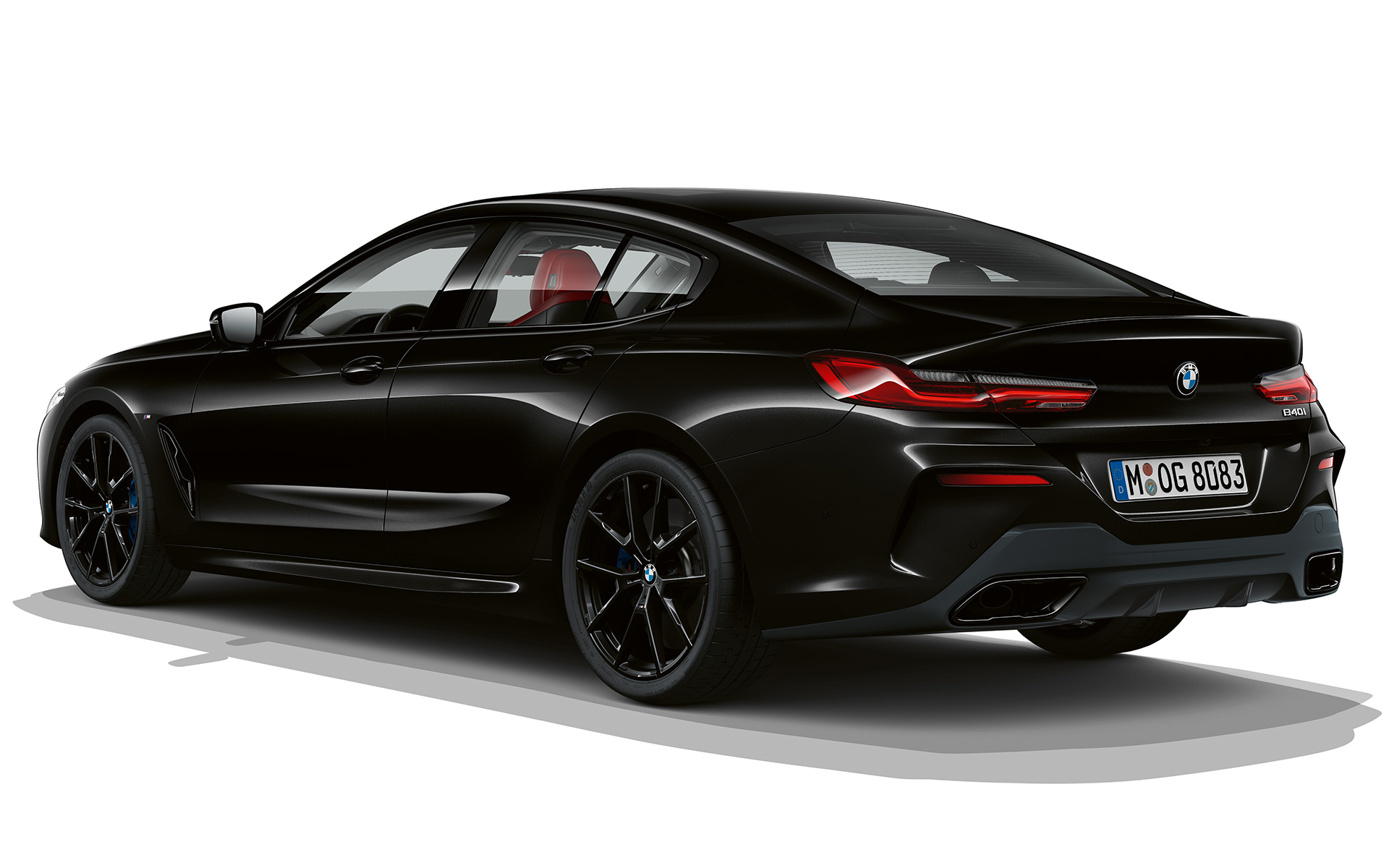 Equipamento Dark Seduction, perspetiva traseira a três quartos BMW Série 8 Gran Coupé, Dark Seduction, perspetiva traseira a três quartos