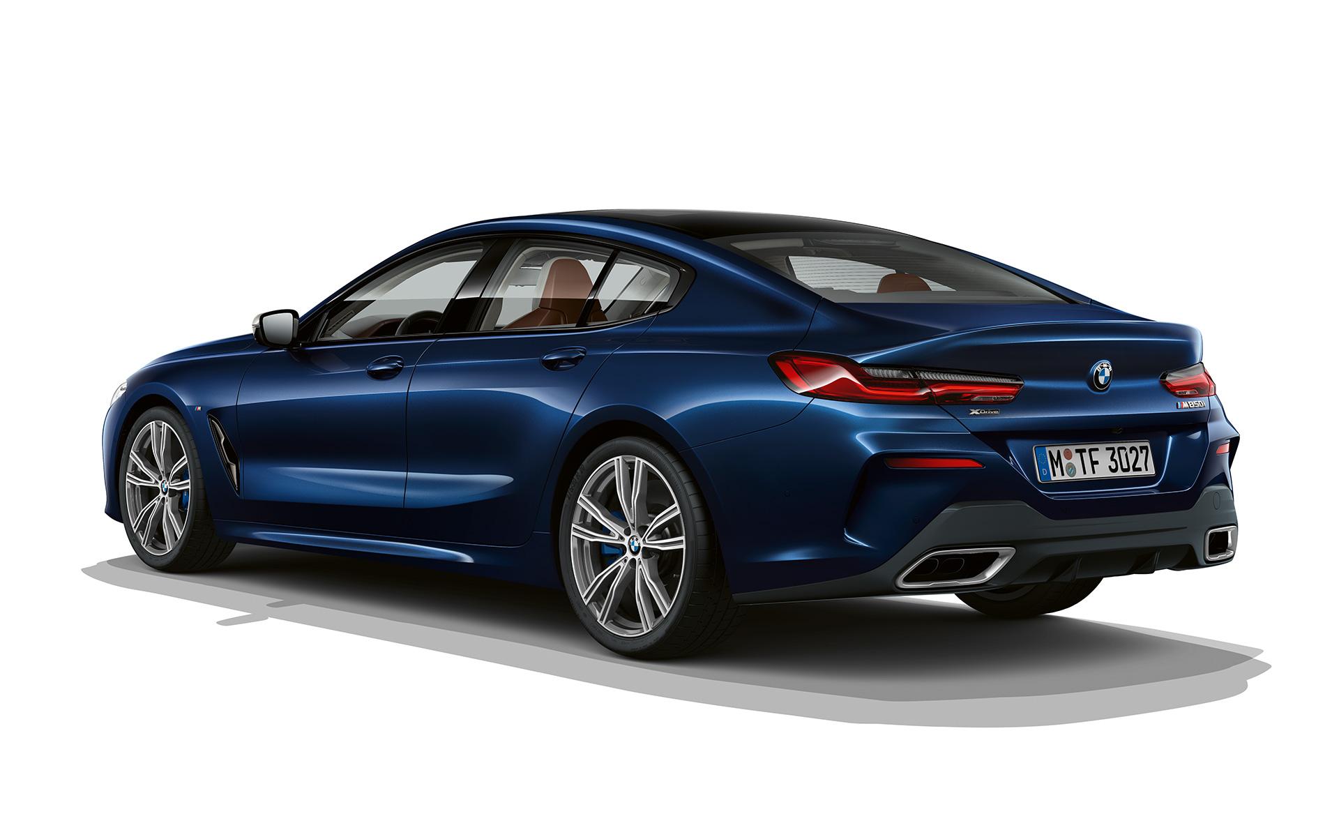 Individual Sophistication, perspetiva traseira a três quartos BMW Série 8 Gran Coupé, Individual Sophistication, perspetiva traseira a três quartos
