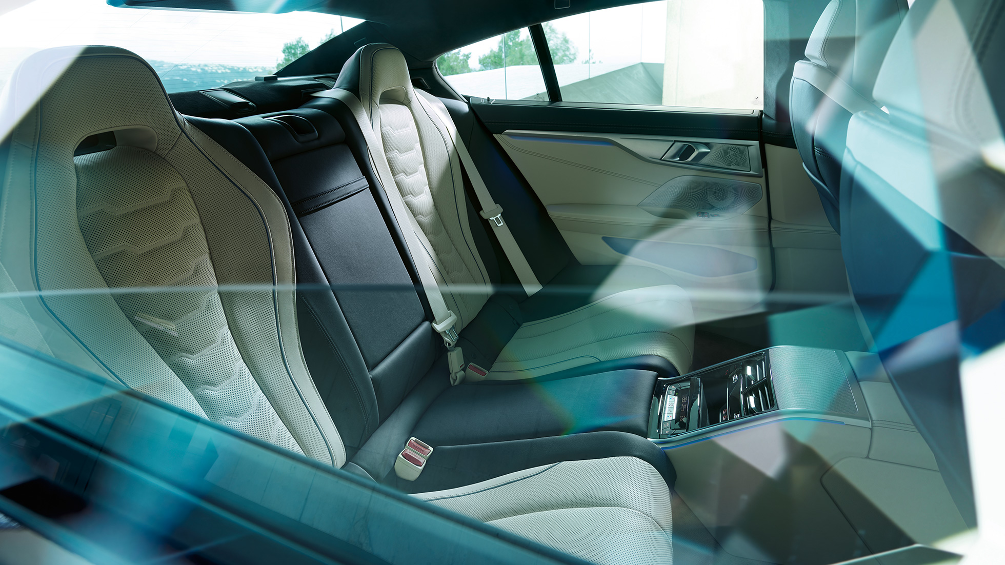 Design interior, traseira do habitáculo BMW Série 8 Gran Coupé, design interior, traseira do habitáculo