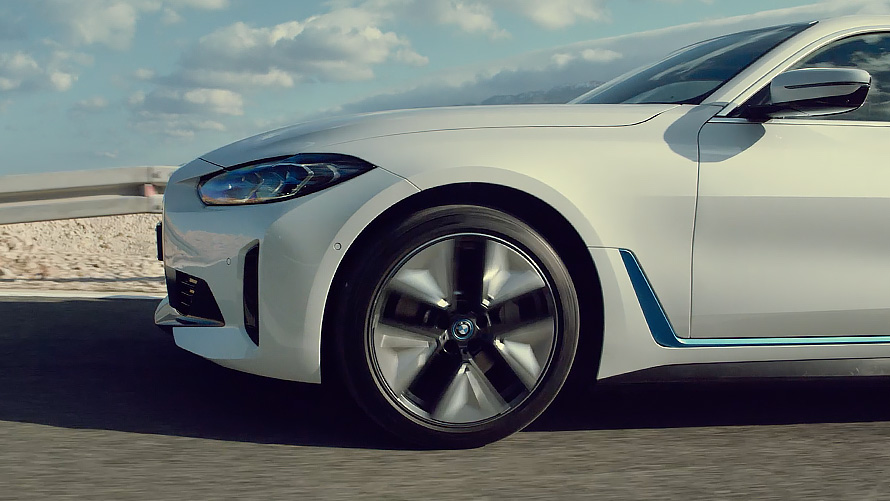 Vídeo sobre a dinâmica de condução e a aceleração do BMW i4 M50 totalmente elétrico, G26, 2021 Vídeo sobre a dinâmica de condução e a aceleração do BMW i4 M50 totalmente elétrico, G26, 2021