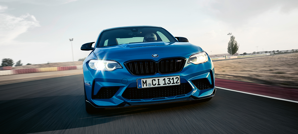 Design do BMW M2 CS Design do BMW M2 CS, F87, azul Misano metalizada, vista frontal