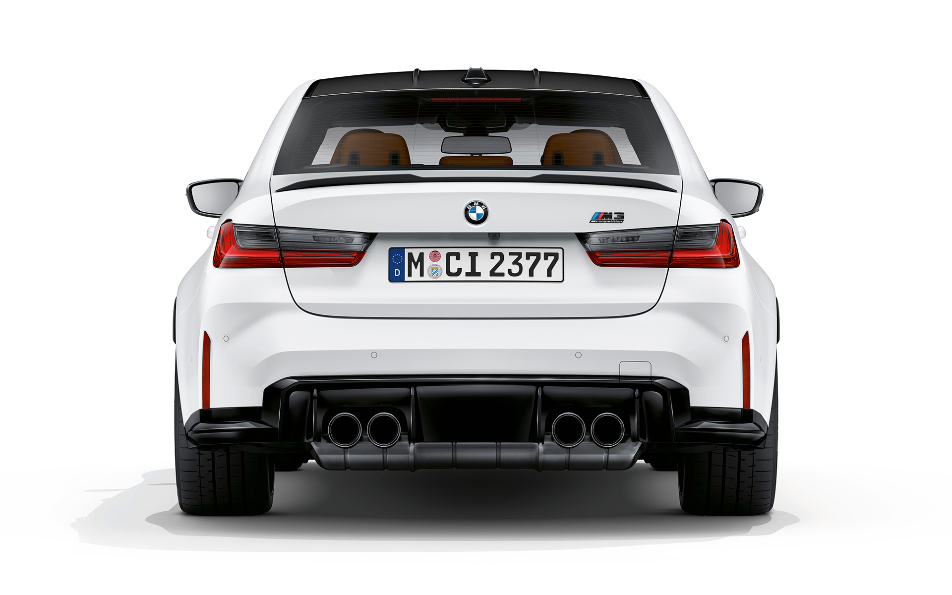BMW M3 Competition, G80, 2020, pintura branco Frozen Brilliant metalizada, perspetiva traseira