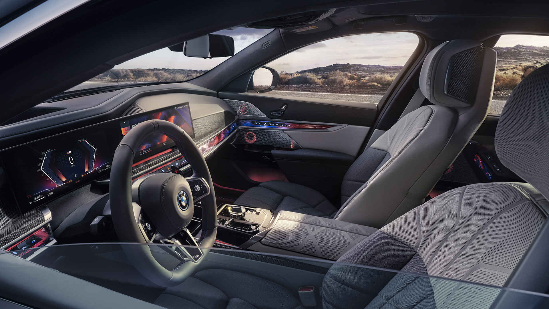 My Mode SPORT, BMW M760e xDrive Berlina, G70 My Mode SPORT, BMW M760e xDrive Berlina, G70, perspetiva a partir do exterior através do vidro semiaberto para o interior.