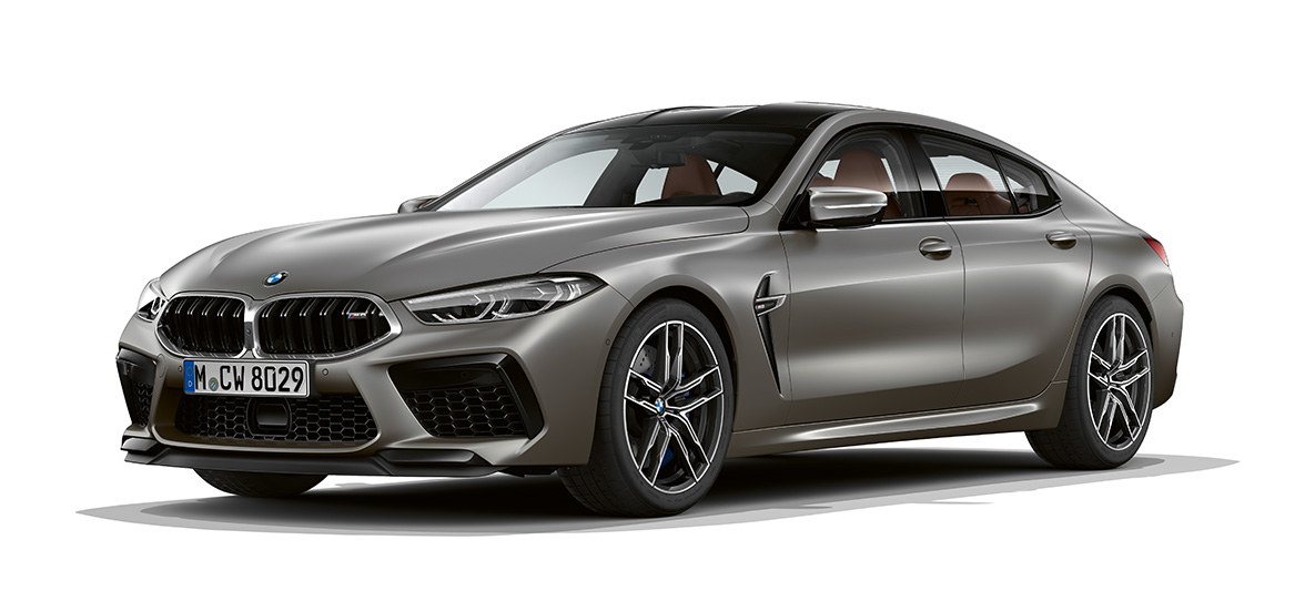 BMW M8 Gran Coupé, perspetiva lateral a três quartos BMW M8 Gran Coupé, F93, 2020, pintura prata Frozen Dark BMW Individual, perspetiva lateral a três quartos