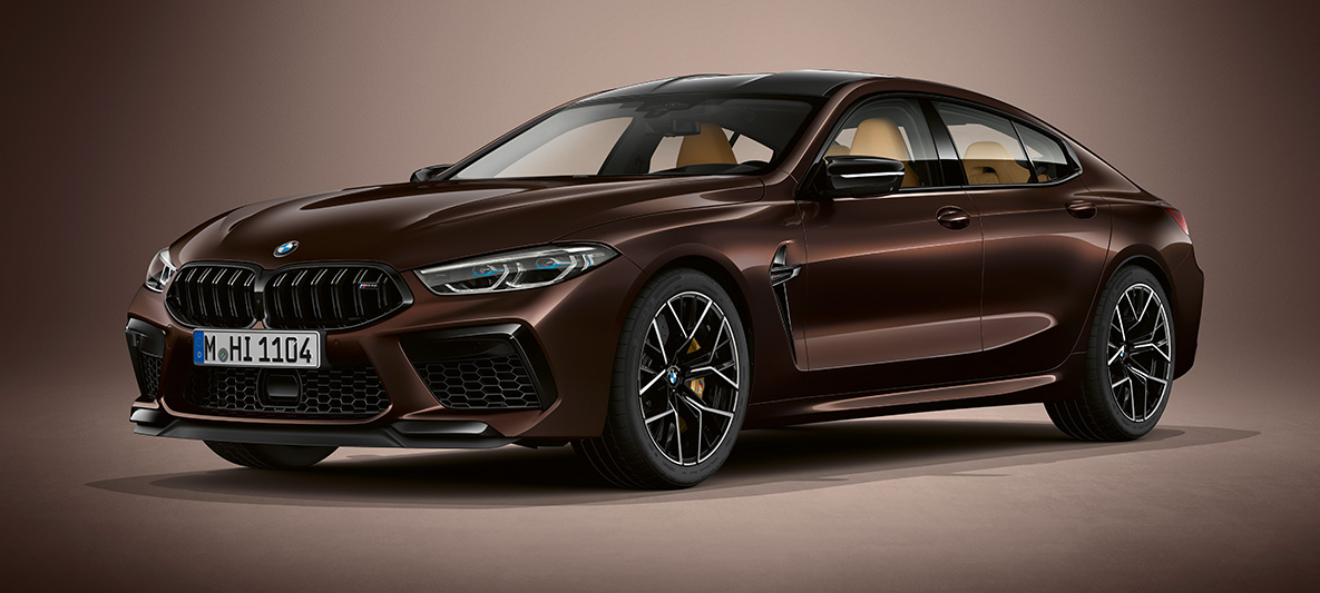 BMW M8 Competition Gran Coupé, castanho Almandine BMW Individual metalizada BMW M8 Competition Gran Coupé, perspetiva frontal a três quartos, F93, 2020, castanho Almandine BMW Individual metalizada, perspetiva frontal a três quartos