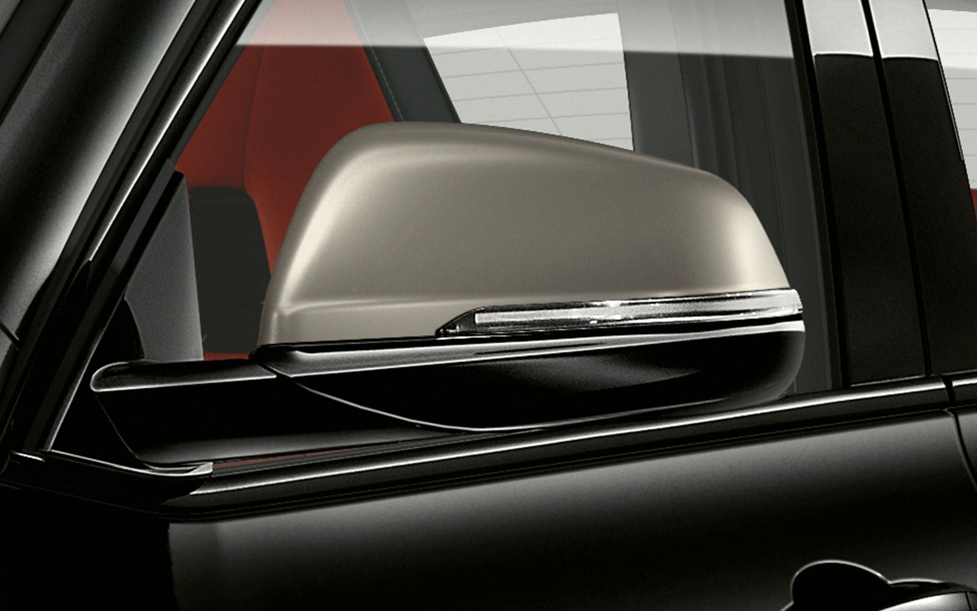 Capas dos espelhos retrovisores exteriores em cinza Cerium, BMW X2 M35i (F39), pintura preto Sapphire metalizada, exterior