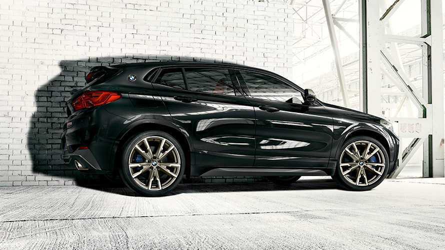 BMW X2 xDrive (F39), pintura preto Sapphire metalizada, dados técnicos BMW X2 xDrive (F39), pintura preto Sapphire metalizada, dados técnicos