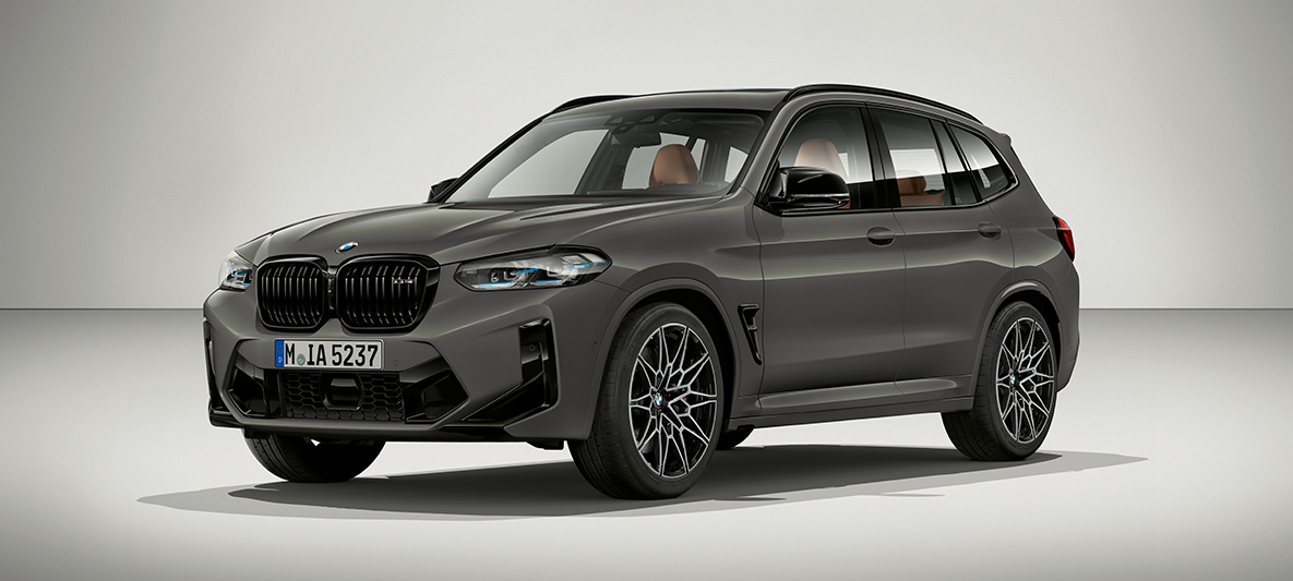 BMW X3 M Individual, F97, LCI, atualização, 2021, cor exterior cinza Telesto, perspetiva frontal a três quartos BMW X3 M Individual, F97, LCI, atualização, 2021, cor exterior cinza Telesto, perspetiva frontal a três quartos