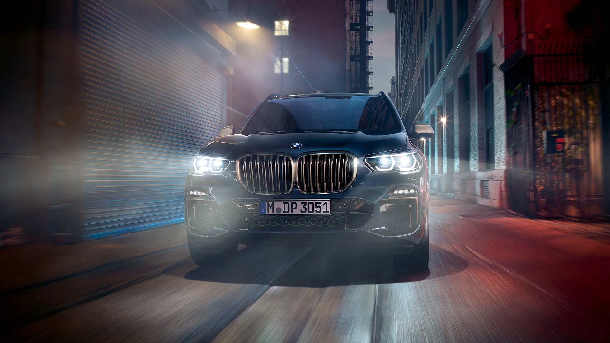 Grelha BMW em forma de rim do BMW X5 M50i e do BMW X5 M50d Grelha BMW em forma de rim em cinza Cerium do BMW X5 M50i e do BMW X5 M50d, G05, em preto Carbon metalizado, perspetiva frontal