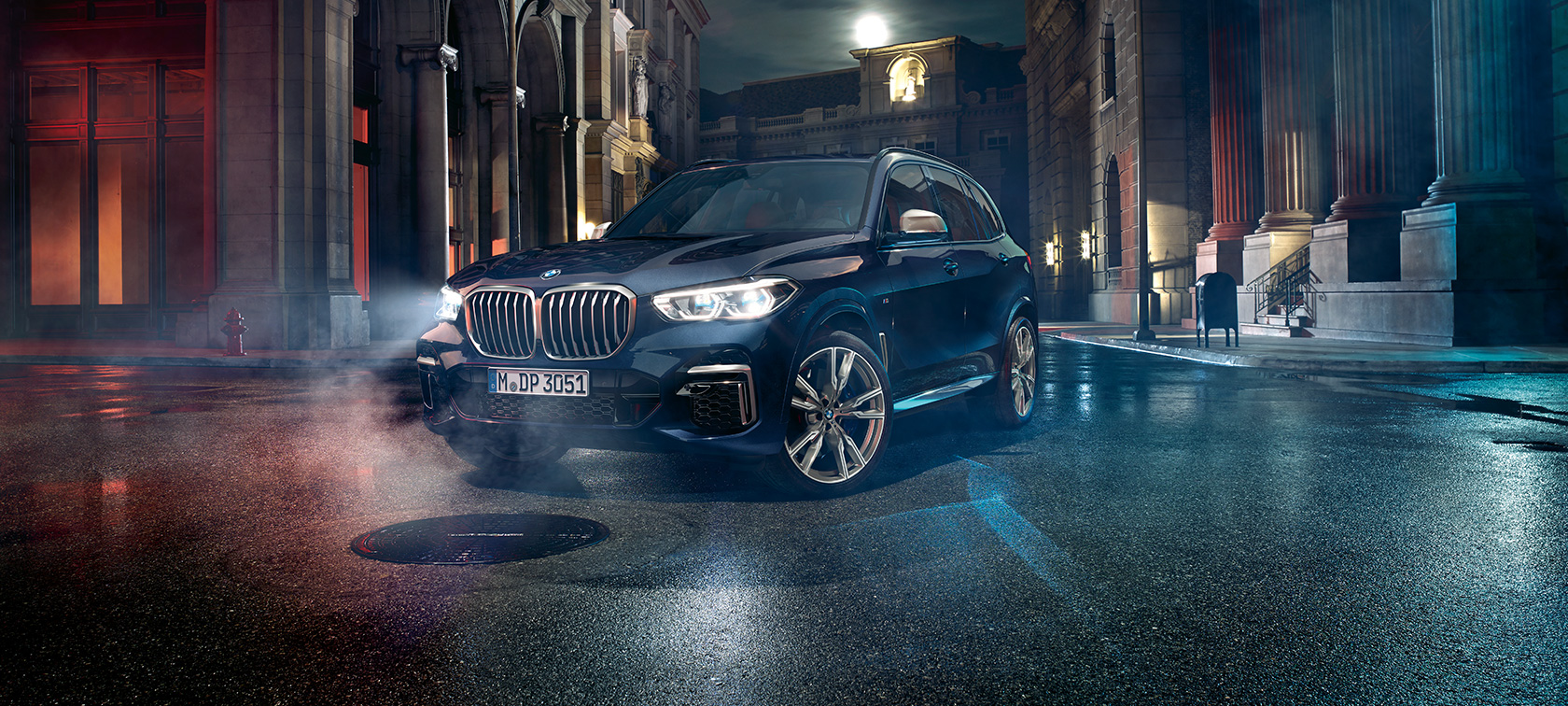 BMW X5 M50i e BMW X5 M50d, perspetiva frontal a três quartos, G05 BMW X5 MM50i e BMW X5 M50d, G05, 2018, SUV, pintura preto Carbon metalizada, perspetiva frontal a três quartos