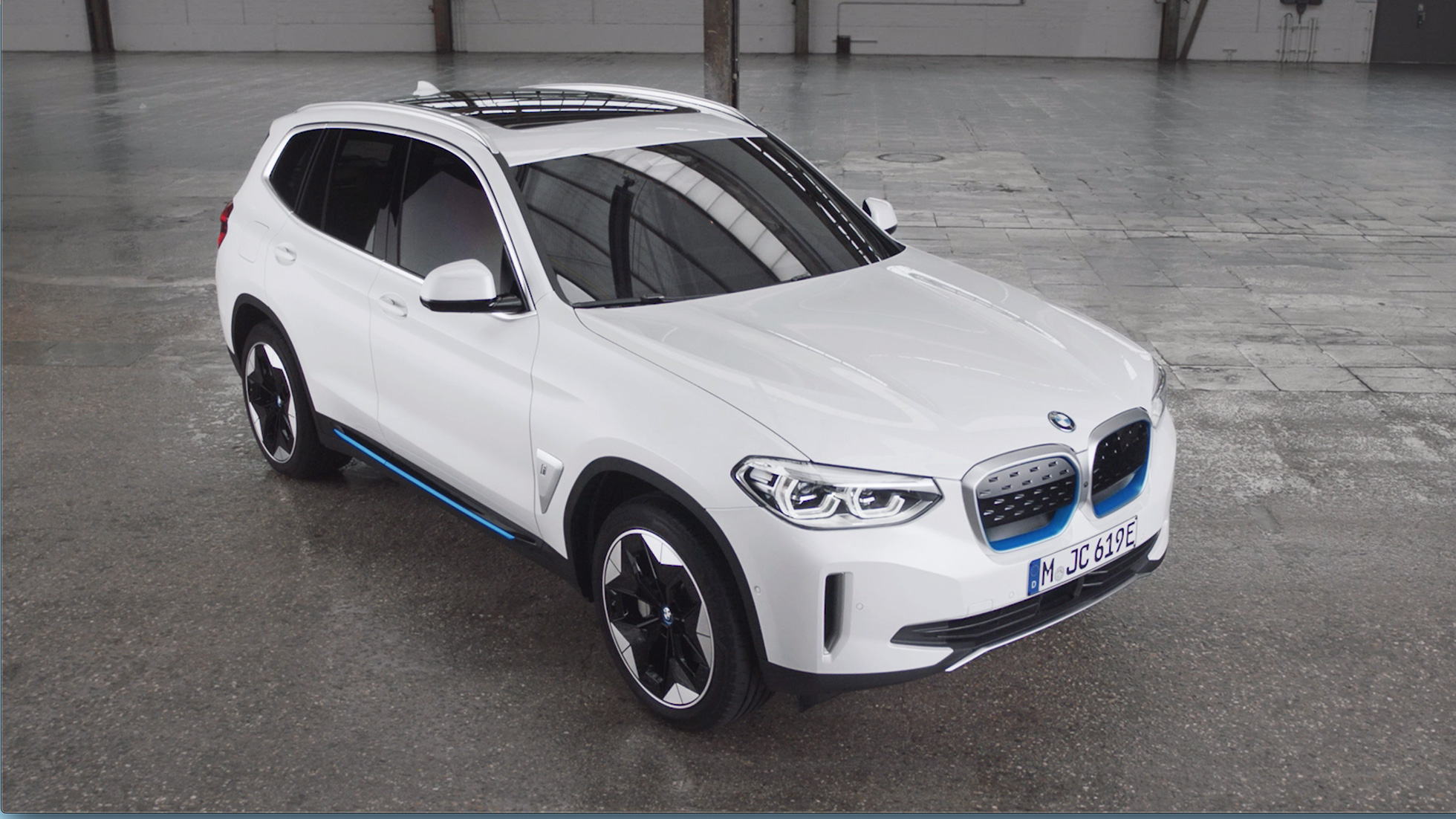 BMW iX3, G08, 2020, design exterior, vídeo BMW iX3, G08, 2020, branco Mineral metalizado, design exterior, vídeo