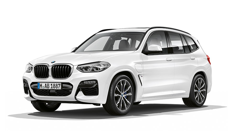 Modelos BMW X, BMW X3 híbrido plug-in, G01, perspetiva lateral a três quartos Modelos BMW X, BMW X3 híbrido plug-in, G01, perspetiva lateral a três quartos