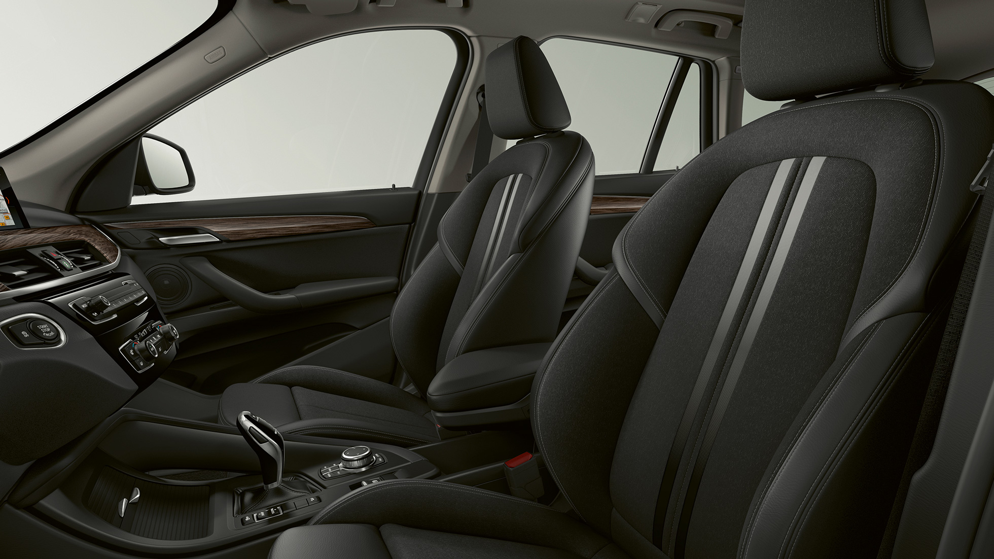 BMW X1, Versão Advantage, estofos BMW X1, Versão Advantage, interior com destaque para os estofos