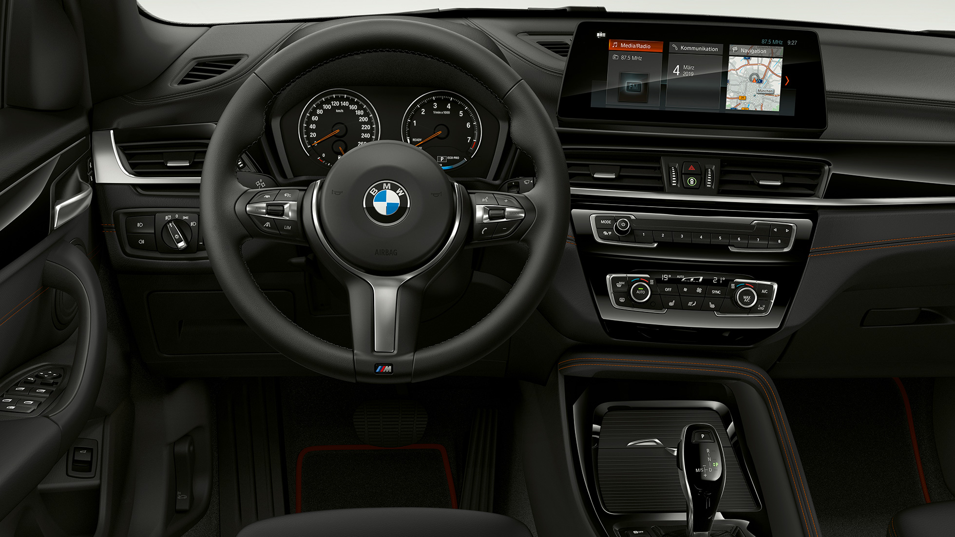 BMW X1, Versão Line Sport, interior BMW X1, Versão Line Sport, interior com destaque para o posto de condução